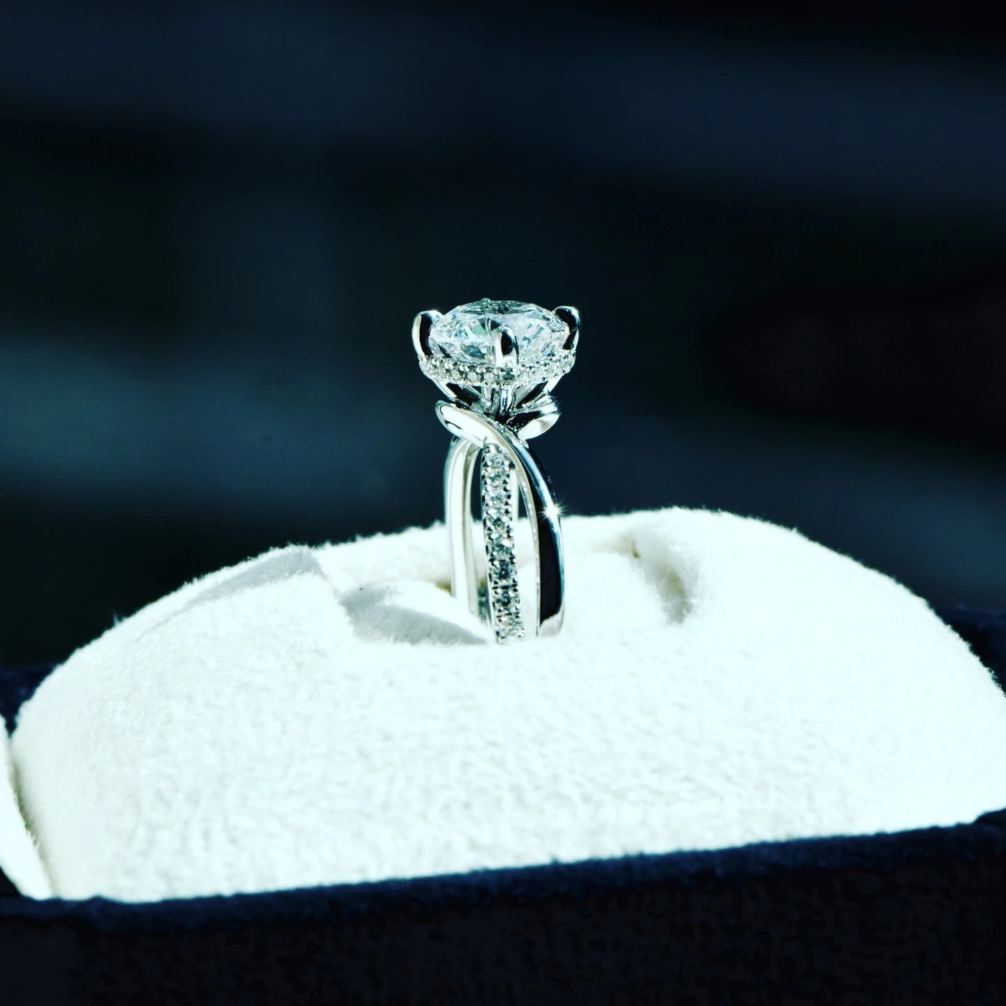 Crafting the perfect engagement ring for millennial couples - unique ideas that'll make your special