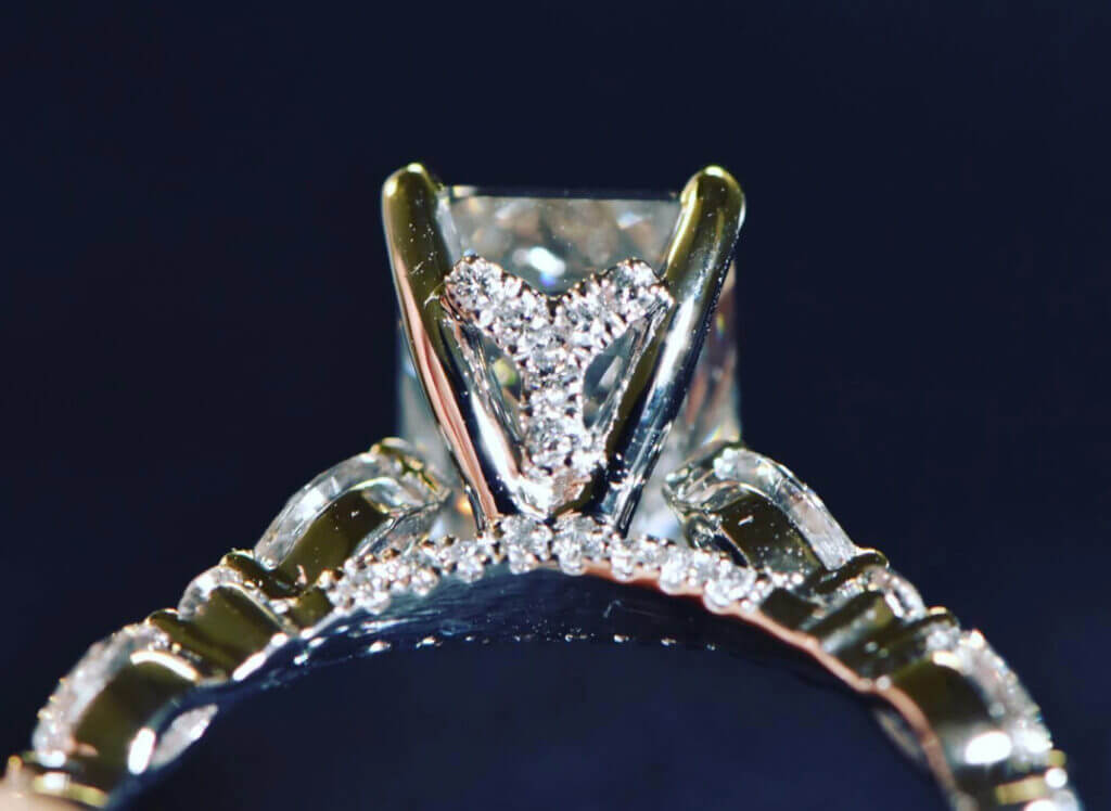 Crafting the perfect engagement ring for millennial couples img 4